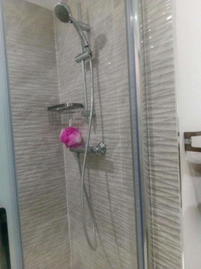 Studio 28M² Au Pied De La Defense Courbevoie Luaran gambar